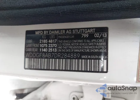 2013 Mercedes-Benz C 300 Sport 4Matic z USA, uszkodzony, nr VIN WDDGF8AB7DR284889